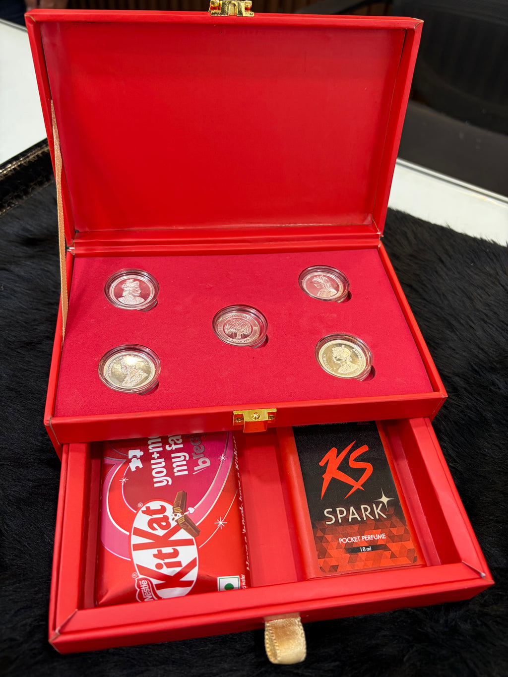 HAPPY ANNIVERSARY SILVER COINE